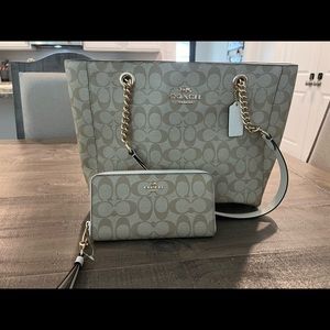 New purse and wallet sold together. Never used.